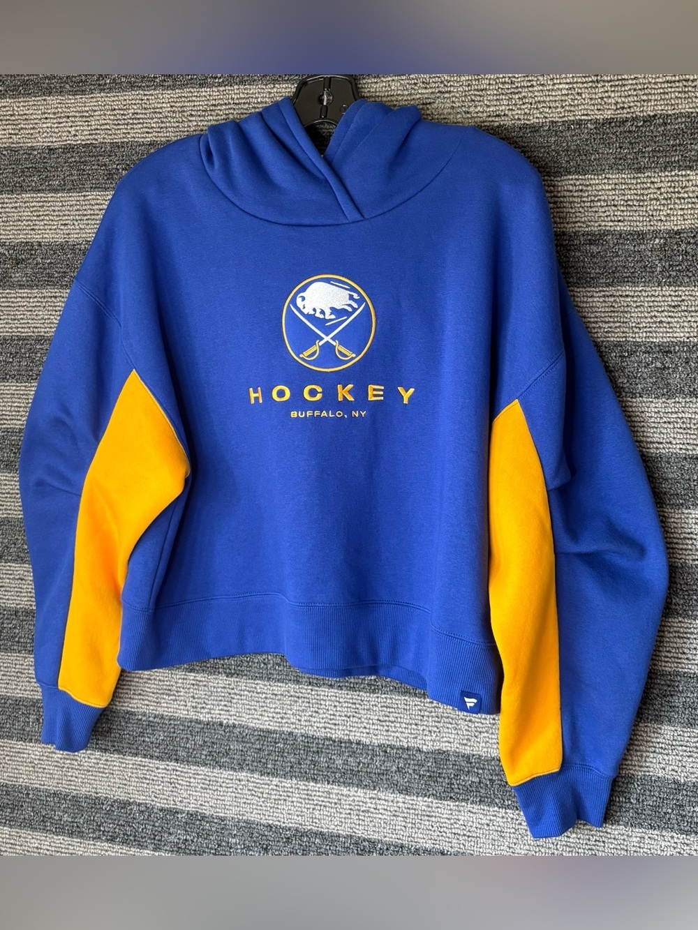 Buffalo Sabres Fanatics Royal Back Check Boxy Women’s Hoodie Medium